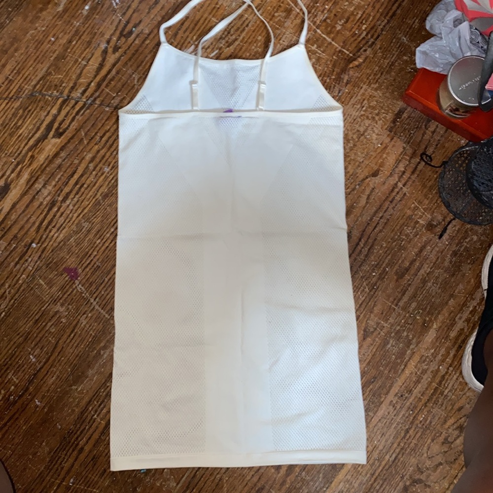Yitty Dress - Picture 3 of 3